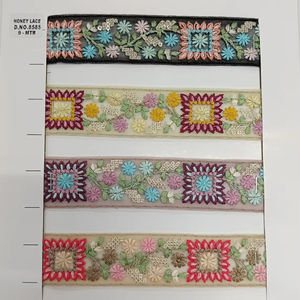 ผ้าบางเนื้อละเอียดปักลายลูกไม้หรูหรางานปักลวดลายอย่างประณีตพร้อมการออกแบบที่หรูหราสำหรับการตัดงานฝีมือและอุปกรณ์เสริม - Product Image 1