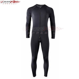 Combinaison intérieure de moto protectrice avec ajustement extensible pour les motards et les coureurs Combinaison intérieure de moto en maille respirante - Product Image 1