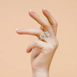 Bague de fiançailles pour femme en or jaune 14 carats, 8,25 carats, taille brillant, solitaire, diamant de laboratoire cultivé, style vintage - Product Image 3