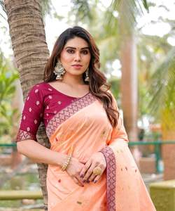 Saree en soie Banarasi exclusif pour femme avec broderie traditionnelle et beau chemisier prêt à l'emploi pour mariage et fête - Product Image 2