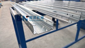 Thiết kế mới Độ chính xá<span class=keywords><strong>c</strong></span> cao <span class=keywords><strong>C</strong></span> xà gồ thang kim loại kênh cuộn tạo thành máy - Product Image 5