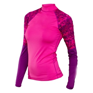 Nouveau design unique, haute qualité, respirant, séchage rapide, personnalisable, rashguard pour hommes, prix de gros, vêtements de fitness pour adultes - Product Image 1