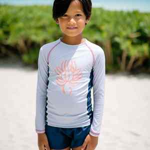 เสื้อแรชการ์ดผู้ชายแบบปรับแต่งได้ แขนยาว ออกแบบมาเพื่อความเร็วและการปกป้อง ผลิตจากผ้าเนื้อเบา ยืดหยุ่น แห้งเร็ว - Product Image 3