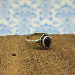 Bague de créateur en argent 925 bijoux unis de luxe faits à la main avec pierre précieuse en onyx noir et diamant taille ovale pour mariages et fêtes - Product Image 1