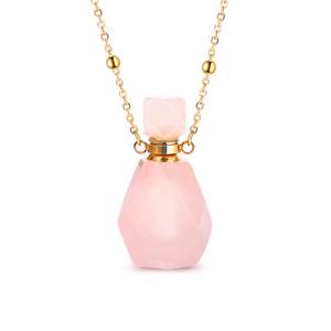 Collar Jeulia Power of Love con colgante de botella hueca de cuarzo rosa natural y aceite esencial - Product Image 1