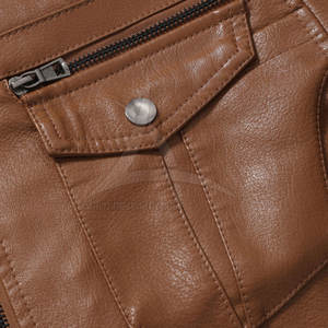 แจ็คเก็ตหนังผู้ชายแบบสั่งทำพิเศษสำหรับฤดูหนาว คอตั้ง พร้อมโลโก้ด้านหน้า สีตามสั่ง สไตล์สตรีทแวร์ - Product Image 4