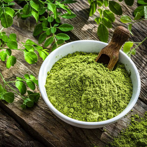 Vente en gros en vrac de poudre de Moringa 100% pure biologique, produit à base de plantes, extrait de feuilles de Moringa 100% naturel biologique - Product Image 1