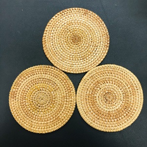 Assiettes de chargeur en rotin de qualité supérieure | Décoration de vaisselle faite à la main | Approvisionnement en gros au Vietnam - Product Image 1