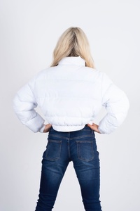 Customized Women's Winter Warm Puffer <b>Jacket</b> with Long Sleeves Fashionable Solid Color Breathable Woven Design - Product Image 3
