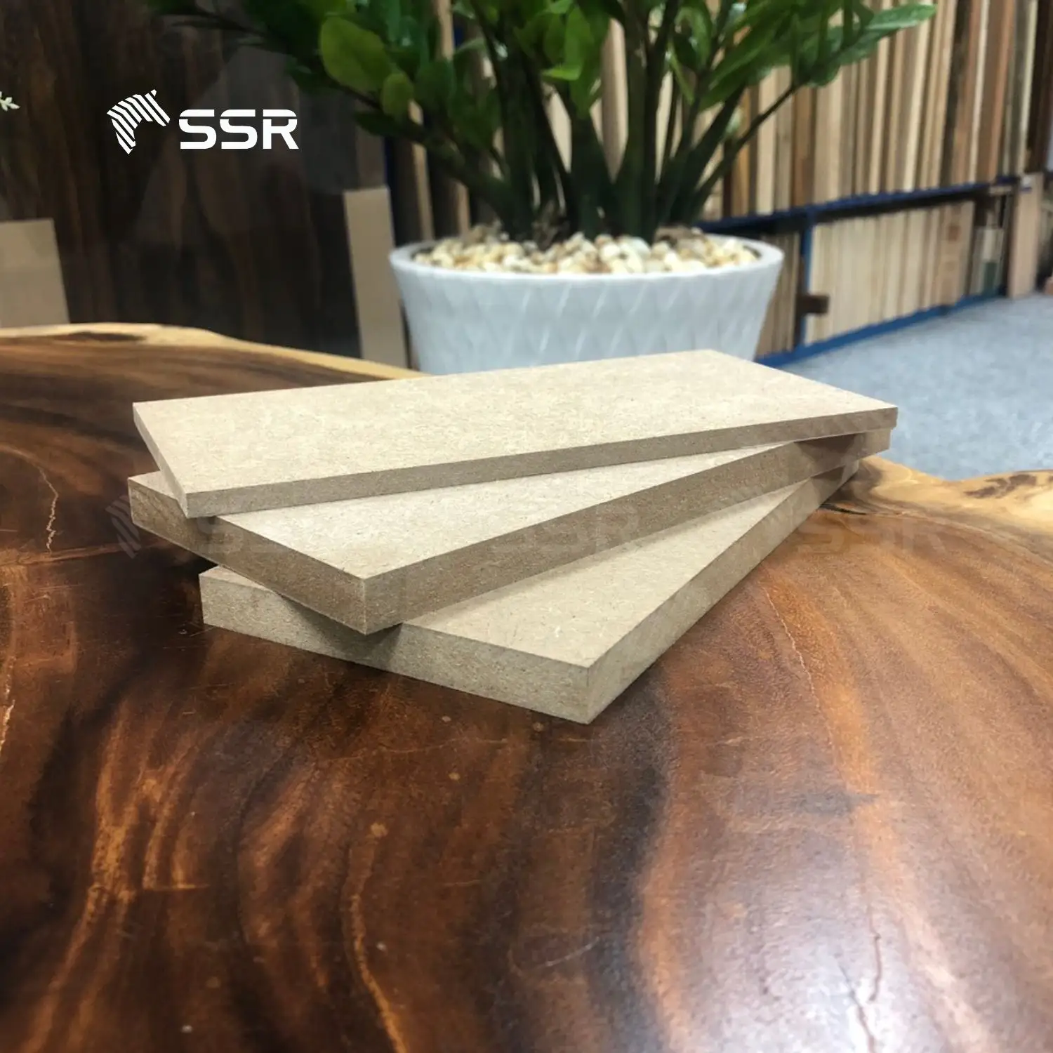 Ssr Vina-Hoge Kwaliteit Mdf Board-Goedkope Prijs Mdf Blad