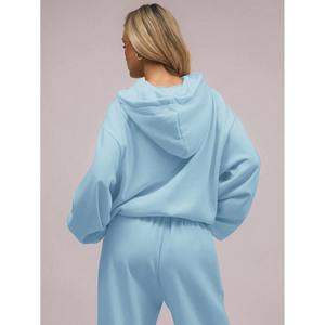 Conjunto Deportivo Oversize Azul Cielo para Mujer, Sudadera de Felpa y Pantalones Jogger, Estilo Casual, Marca Privada OEM - Product Image 3