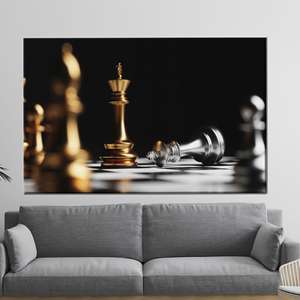 Toile d'art élégante sur l'estrategie d'échecs : Impression Mat en or et argent, 1P : Prête à accrocher - Product Image 1