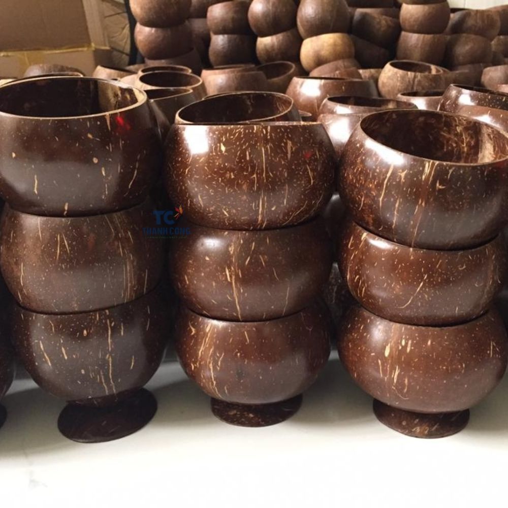 Vietnam grosir cangkir kelapa dapat digunakan kembali/cangkir kelapa alami cangkir kopi dan piring set cangkir teh dan piring