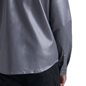 Camisa personalizable de cuero de estilo callejero para hombre, cuello levantado con nueva técnica de teñido liso transpirable, colección de servicio OEM - Product Image 6