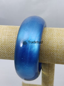 Tradebyd Bracelet en résine élégant pour le bureau Accessoire quotidien fait à la main par Tradebyd - Product Image 6