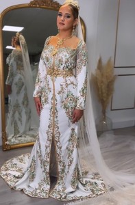 Nuevo vestido CAFTAN blanco con bordado de diseñador deslumbrante con Dabka adornado, perlas, cuentas de cristal para boda = 2025 - Product Image 2