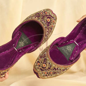 Chaussures Khussa pour femmes, couleur unie, antidérapantes, semelle antidérapante, prix bas, légères, qualité supérieure, nouvelle arrivée - Product Image 5