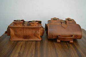 Bolsa de Lona de Cuero Genuino con Logotipo Personalizado, Bolsa de Mensajero para Motocicleta, Estilo Vintage para Viajes Diarios, Dulces, Deporte, Noche - Product Image 2