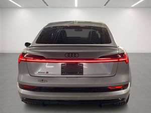 Audi E-tron S Sportback Turbo AWD Premium Plus 4 Puertas Usado, de Segunda Mano, con Volante a la Izquierda, Exterior Oscuro, Cuero, al Mejor Precio al por Mayor - Product Image 6