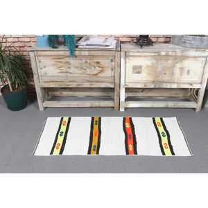 Tapis turc vintage, petit tapis de 1,7 x 3,9 pieds, tapis Kilim blanc à pois - Product Image 2