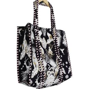 Bolso de mano grande informal de microfibra de color sólido para mujer India cosido a mano hombro acolchado bordado Floral cierre abierto negro - Product Image 3