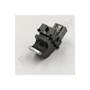 สวิตช์กระจกไฟฟ้าเดี่ยว ด้านหน้าขวา ด้านหลังขวา สำหรับรถยนต์ Seat รุ่น Ateca Taracco รหัส 5G0959855F/5G0959855L - Product Image 2