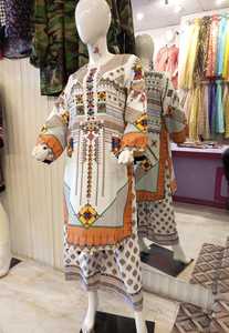 เสื้อผ้าผู้หญิงขายดี ระบายอากาศได้ดี ผ้าฝ้าย 100% สไตล์ลำลอง สำหรับฤดูใบไม้ร่วง แบบกางเกงยีนส์ คุर्ติส  รับสั่งทำไซส์และโลโก้ ดีไซน์แขนเสื้อทอแบบใหม่ล่าสุด ผ้าธรรมชาติ - Product Image 6