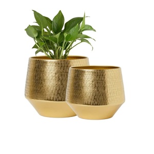 El último florero decorativo de Metal con acabado dorado martillado para el hogar y la Oficina, floreros decorativos de mesa - Product Image 1