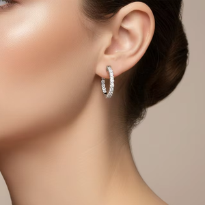 Boucles d'oreilles créoles en or 14 carats et diamants naturels, or et diamants éthiques, à l'envers - Product Image 5