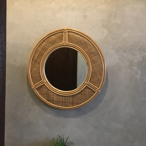 สินค้าใหม่ผู้ค้าส่งหวายกระจกสีธรรมชาติตกแต่งผนังกระจกดวงจันทร์กระจกทำในเวียดนาม TienPhong หัตถกรรม - Product Image 5