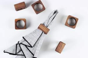 Anneau de serviette carré en bois au design régulier tendance - Best-seller - Product Image 3