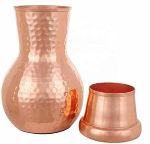 Copper carafe supports a holistic approach to daily wellness carafes are valued for its natural strength and longevity - Product Image 4