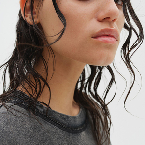 เสื้อสเวตเตอร์คอกลมสำหรับผู้หญิงเสื้อสเวตเตอร์คอกลมพิมพ์ลายแบบสวมหัวขนาดใหญ่พิเศษโลโก้ตามสั่ง - Product Image 2