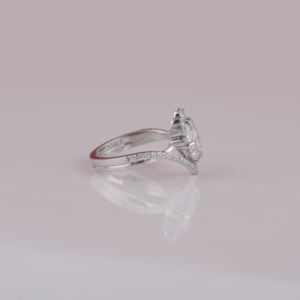 Anillo de compromiso de diamante cultivado en laboratorio con corte redondo, chapado en oro sólido de 10KT, certificado IGI, su regalo perfecto para cumpleaños - Product Image 5