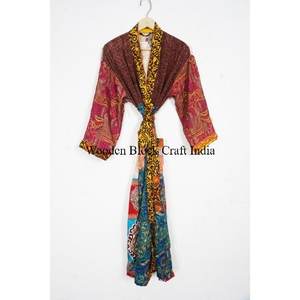 Kimono vintage de seda con estampado floral, bata larga para mujer, vestido maxi, albornoz, ropa de dormir de verano, regalo para luna de miel, kimono sexy para bikini. - Product Image 6