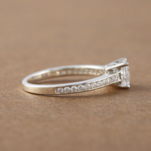 2ct Princess Cut Lab Grown Diamond Pave Setting Anillo de compromiso Lujoso anillo de compromiso de plata esterlina Anillo de regalo para mujer - Product Image 3