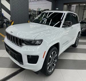 Jeep Grand Cherokee disponible en venta - Product Image 1