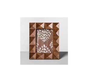 Cadre photo artisanal en bois traditionnel, couleur et taille personnalisables, pour décoration murale ou sur table, style classique en bois, pour une touche culturelle à la maison. - Product Image 4