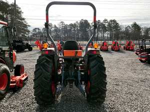 KUBOTA MX5200 TRACTOR 4X4wd con cargador y equipo agrícola Maquinaria agrícola - Product Image 5