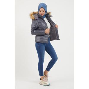 Chaqueta Corta Acolchada con Capucha Mega Merchant, Estilo Casual, con Mangas Completas y Cierre de Cremallera - Product Image 2