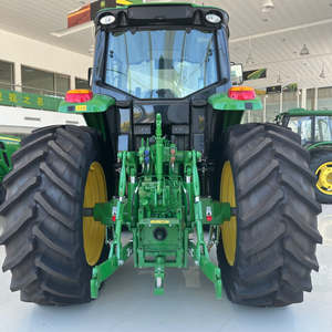 Tractor Agrícola John Deere 6M-2104 4WD de 210HP con Motor y Caja de Cambios Automática - Product Image 3