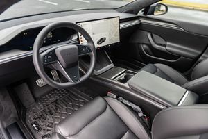 รถยนต์มือสองรุ่น Model S Plaid กำลังม้ากว่า 1,000 แรงม้า - Product Image 4