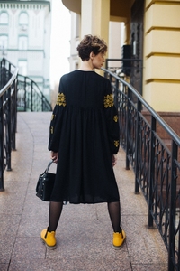 Estilo DE BODA Vestido de fiesta mexicano tradicional Floral por encima de la rodilla Manga corta Cintura suelta Negro Mexicano Bordado Maxi Vestido - Product Image 2