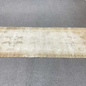 Alfombra Turca Vintage, Alfombra de 3x10.5 pies, Alfombra Oriental Blanca - Product Image 2