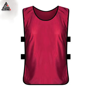 เสื้อกั๊กตาข่ายสำหรับฝึกซ้อมฟุตบอลแบบปรับได้ ทนทาน ซึมซับเหงื่อ แห้งเร็ว สำหรับผู้ชาย เหมาะสำหรับเล่นสกีวิ่งข้ามประเทศ - Product Image 6