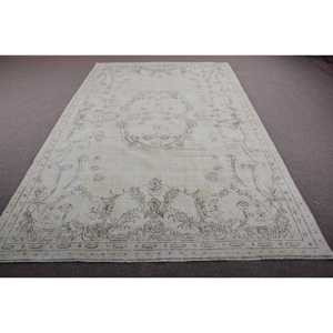 Tapis turc vintage 6,7x10,6 pi (203x323 cm), tapis oriental blanc et marron - Product Image 1