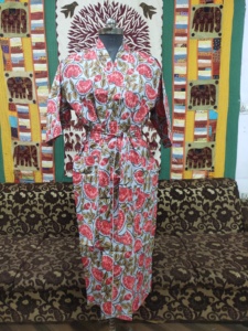 Peignoir Kimono Boho de luxe unisexe imprimé floral indien 100% coton pour l'été et le printemps - Product Image 2