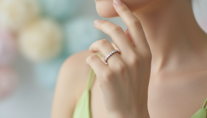 แหวนทองคำแท้ประดับเพชรทรงกลม น้ำหนักประมาณ 1.50 กรัม สำหรับผู้หญิง สวมใส่ได้ทุกวัน - Product Image 5