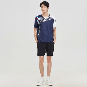 Ensemble de vêtements de tennis pour hommes Short de style unique le plus vendu Logo personnalisé Meilleure qualité à bas prix - Product Image 1