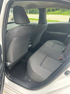 Utilisé - 2023 - T*oyota - Corolla - LE - Product Image 2